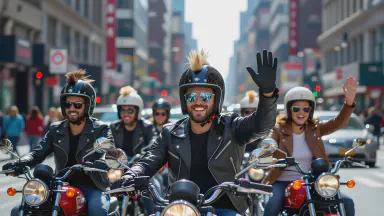 「もはやヘルメット」Z世代の超硬質リーゼント、ついに警察が“着用物”と認定 - Style 2