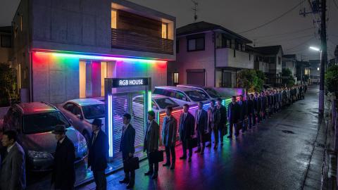 最新防犯「ゲーミング玄関」、詐欺師を吸い寄せる集魚灯として記録的成果